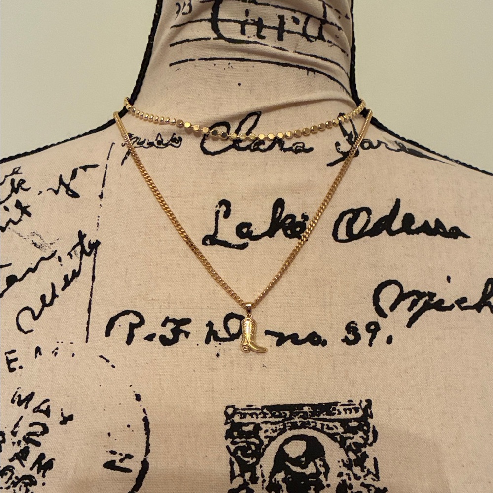 Evry Layering Necklace’s with Boot Pendant (Gold)